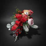 Composizione su sfondo scuro