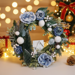 Ghirlanda azzurro polvere con cristalli di neve