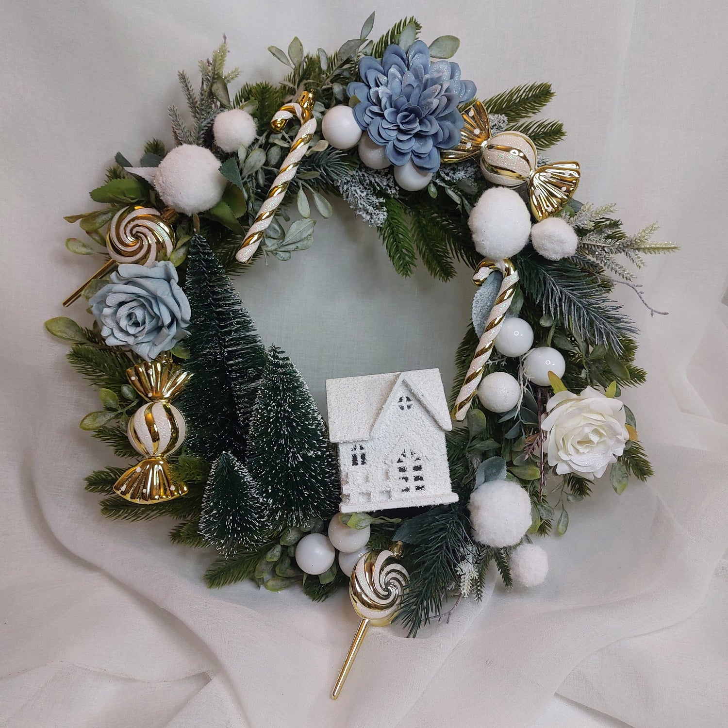 Ghirlanda azzurro polvere